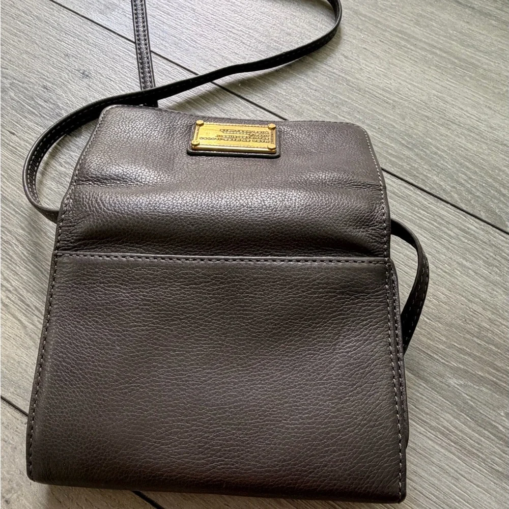 Marc by Marc Jacobs Gray Leather Wallet Crossbody - Picture 7 of 9